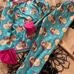 Frozen pajama set